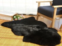 Шерстяной ковер черный (70х100см) 