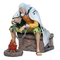 Светящаяся статуэтка Сильверс Рейли у костра Ван Пис 15 см