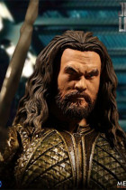 Подвижная фигурка Аквамен от Mezco Toys 15 см.