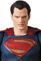 Подвижная фигурка Супермена от Medicom 16 см.