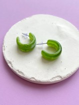 С-образные серьги из акрила (нефритовые)