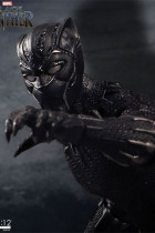 Подвижная фигурка Черная Пантера от Mezco Toys 17 см.