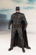 Фигурка Бэтмена — Justice League ARTFX+ 1/10 Batman