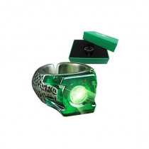 Реплика Кольца Зеленого Фонаря — Noble Collection Green Lantern Movie Light-Up Ring