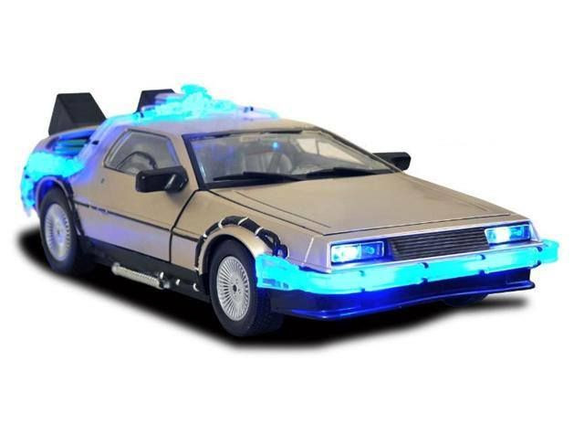 Diamond select delorean on sale