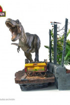 Статуэтка Парк Юрского периода от Iron Studios 56 см.