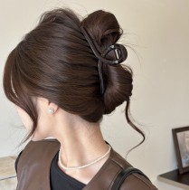 Заколка-краб - завиток (13см коричневый)