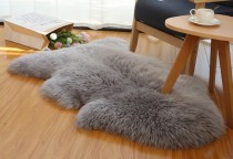 Шерстяной ковер серый (70х100см)  